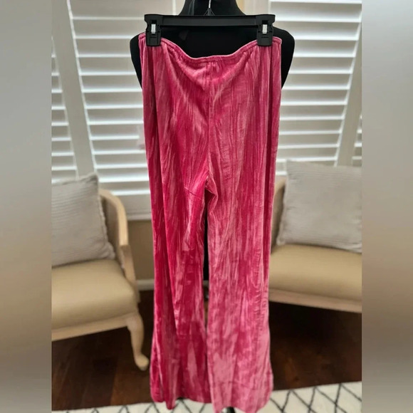 Urban Outfitters | Apolonia Velvet Flare Pant - Size: S - Picture 5 of 6